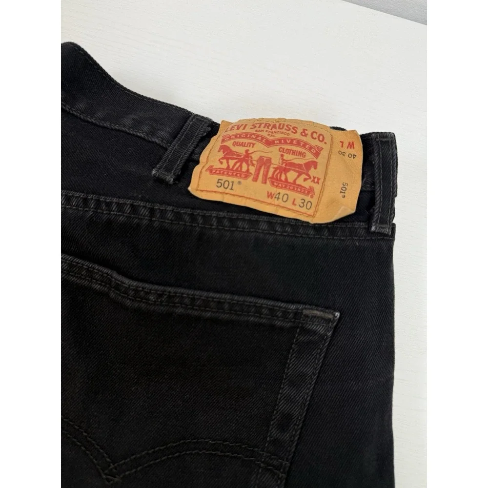 Levi's 501 Men Jeans 40X30 Black Denim Original Fit Straight Leg Button Fly READ